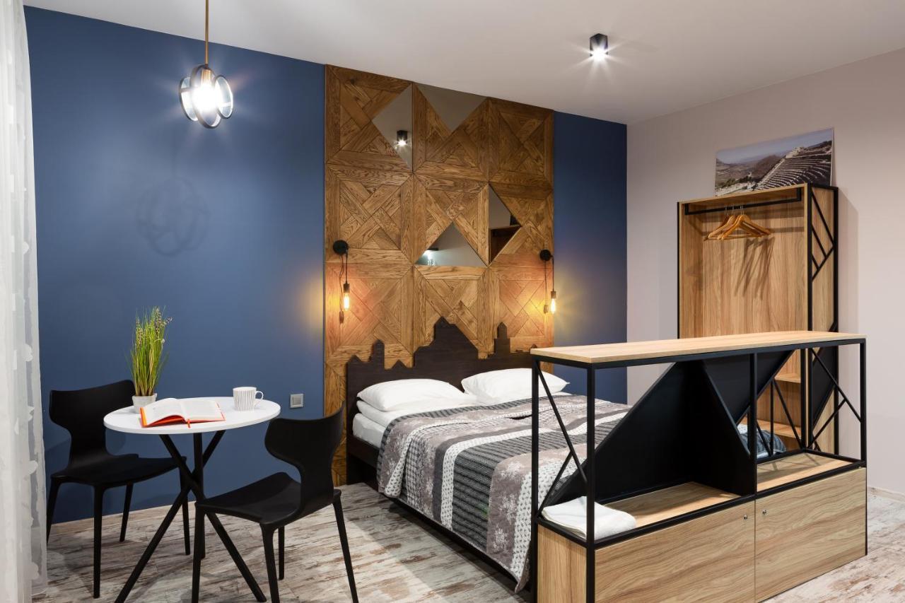 Lion King Danyla 1 Appartement Lviv Buitenkant foto